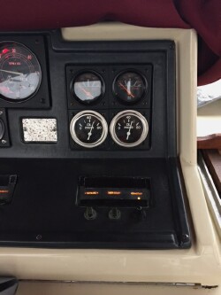 boat gauges 4.jpg