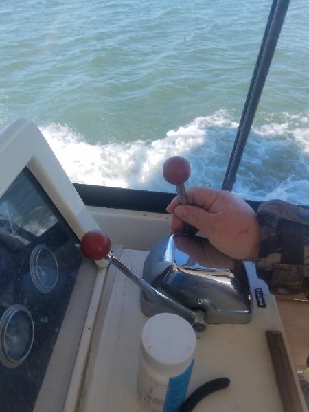 boat throttle.jpg