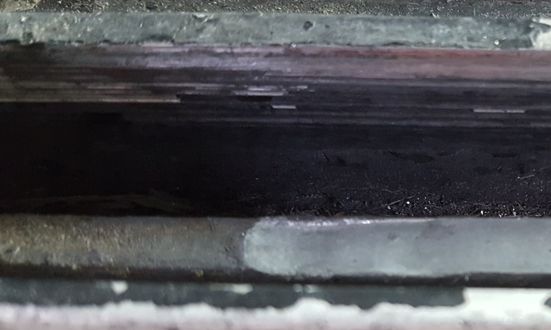Door Track 1.jpg