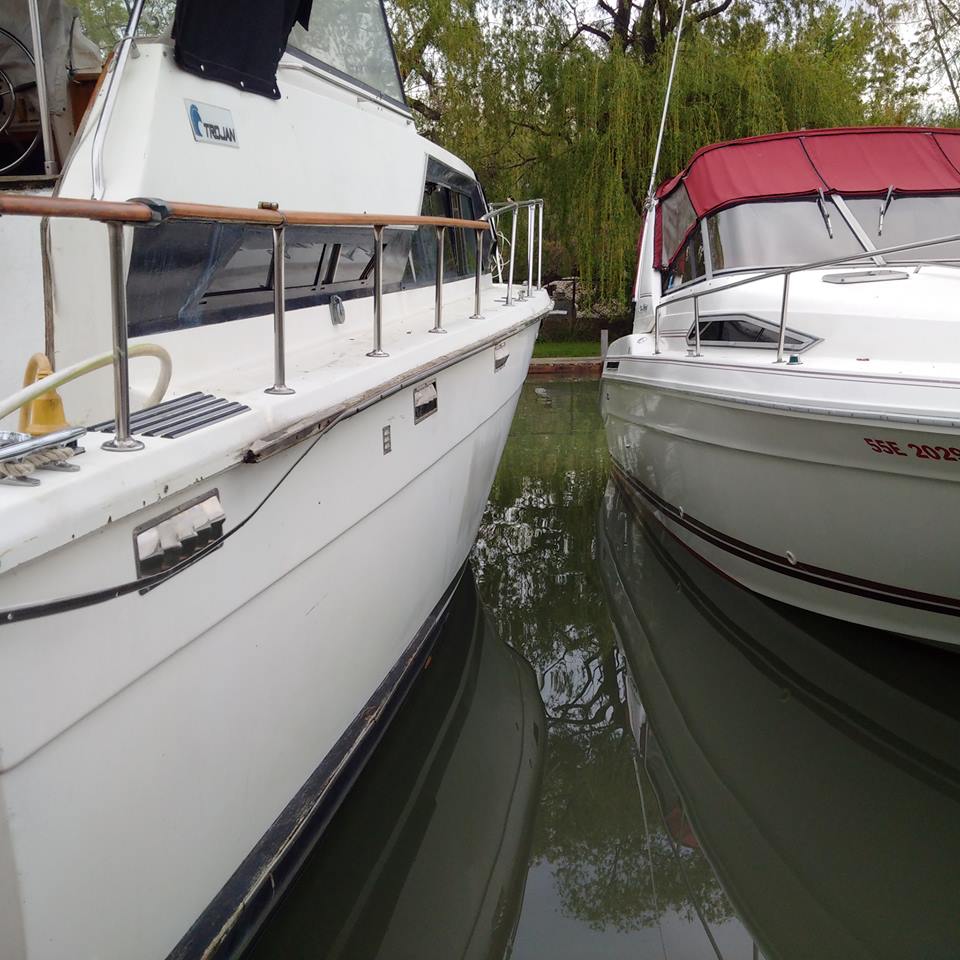 boattoclose.jpg