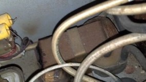 You can see that one end is &quot;burnt&quot;