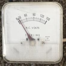 Voltage Gauge - (Used)